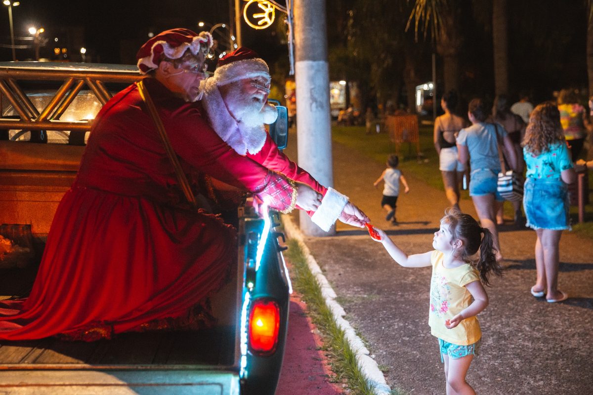 Natal no Coração dos Bairros e Caravana Iluminada são atrações neste final de semana em Lajeado