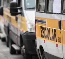 Estudantes devem atualizar cadastro para receber auxílio transporte