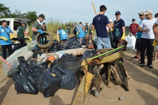 Parceiros Voluntários programa ação Viva o Taquari Vivo para abril