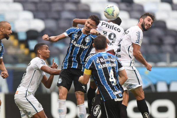 Grêmio chega ao 17º empate