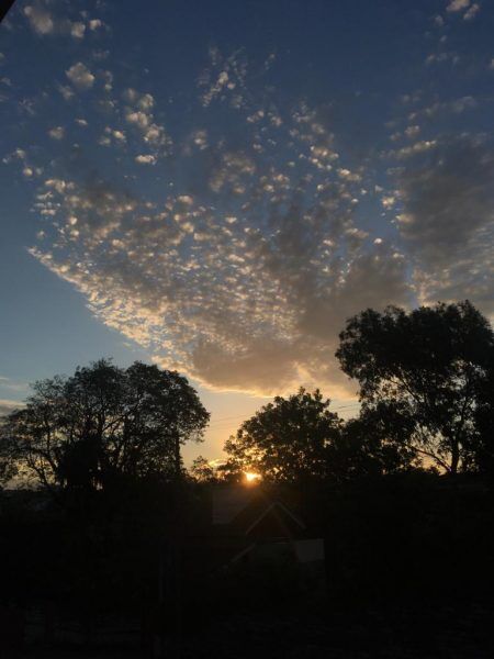 Ar seco e frio garante sol e temperatura amena