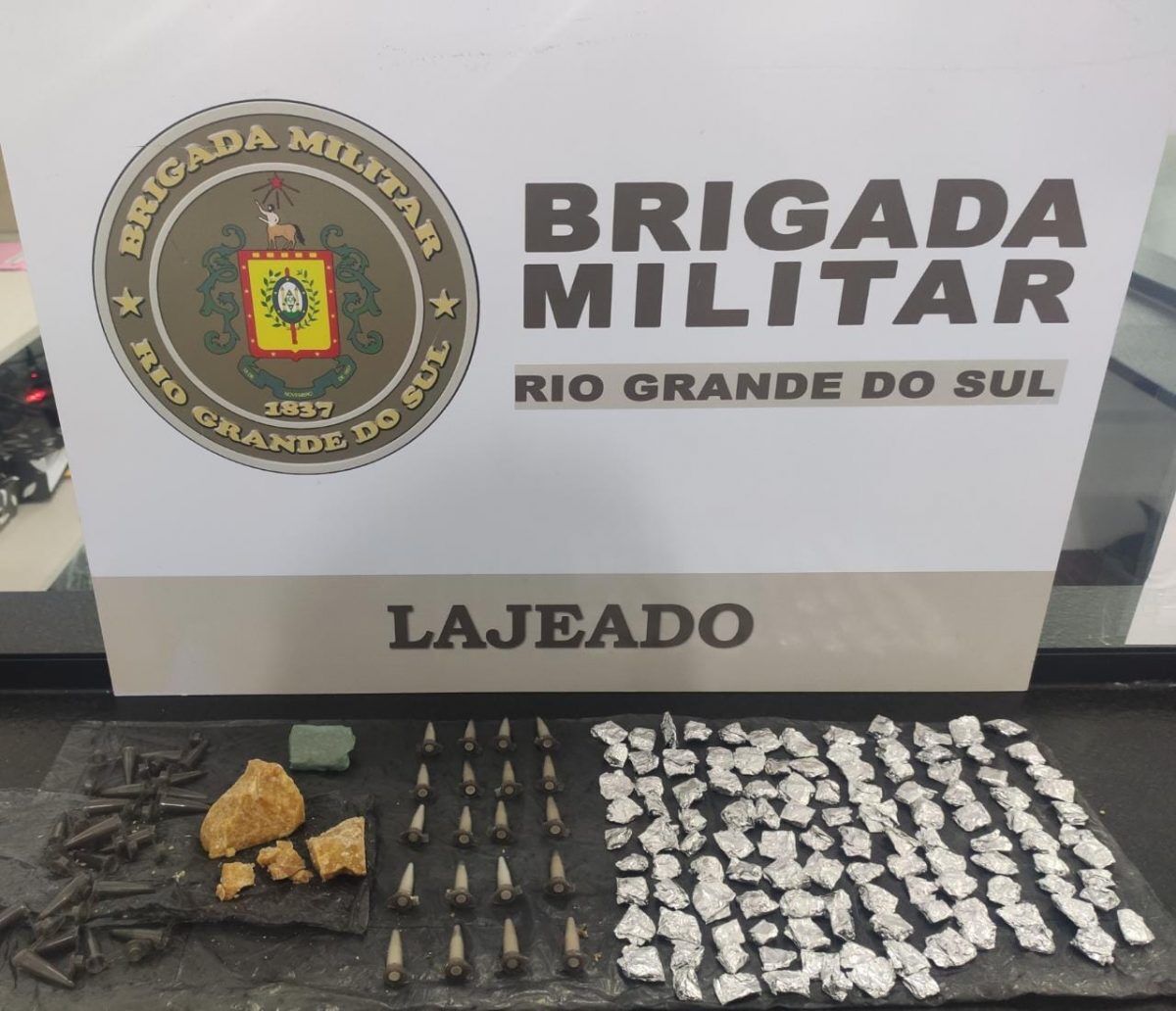 BM prende mulher por tráfico no bairro Conservas