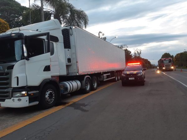PRF prende motorista embriagado fazendo zigue-zague na BR-386, em Lajeado