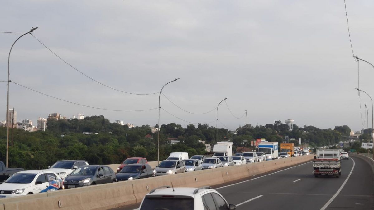 Obras geram lentidão sobre a ponte do Arroio Boa Vista