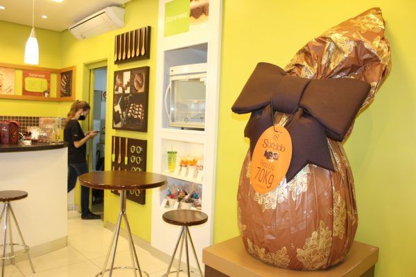 CDL Lajeado vai sortear ovo de chocolate de 70 kg para incentivar consumo local