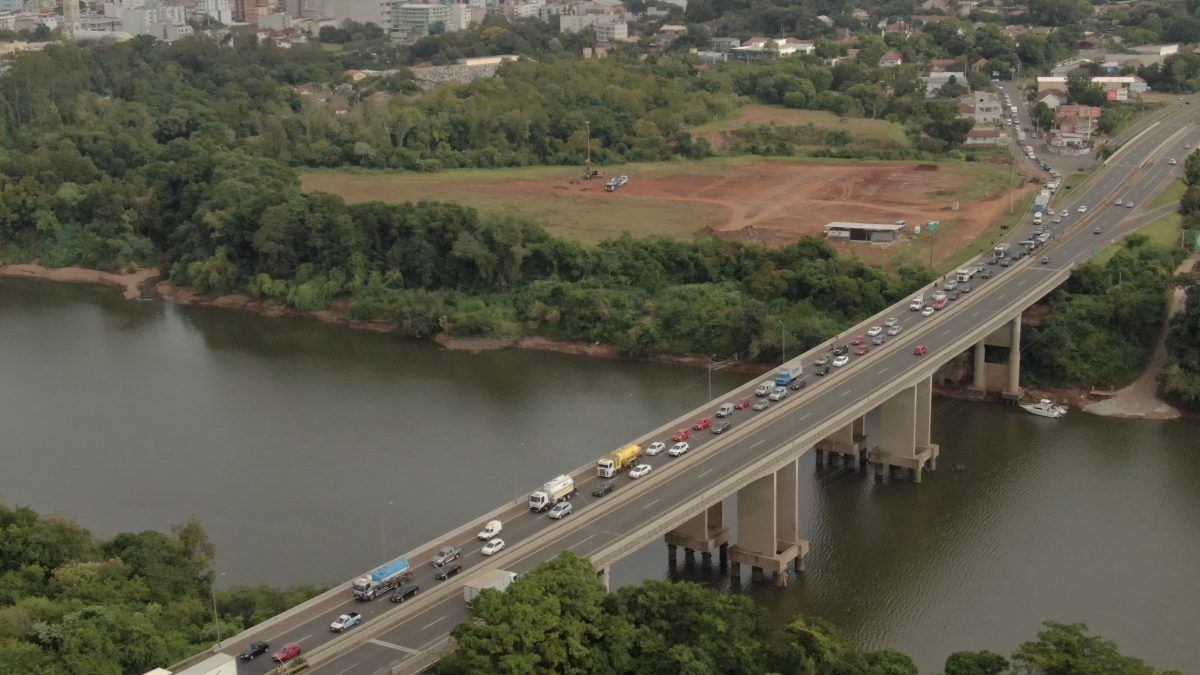 Como deixar de ser refém de uma só ponte