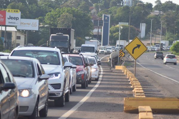 Região alinha estratégia para construção de nova ponte