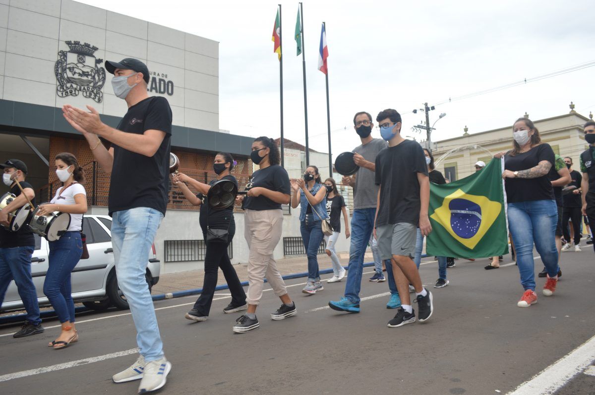 Empresários organizam novo protesto para esta segunda-feira