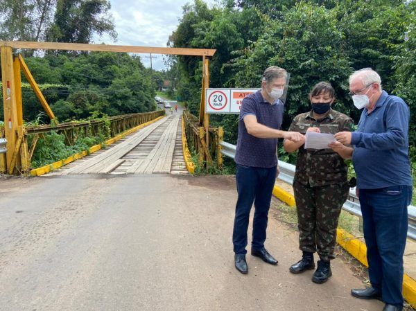 Exército avalia pontes de Estrela utilizadas em desvios