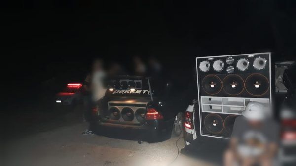 Policia encerra festa clandestina em Dois Lajeados