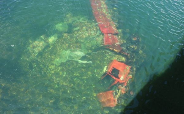 Motorista de Lajeado perde controle e veículo cai em rio