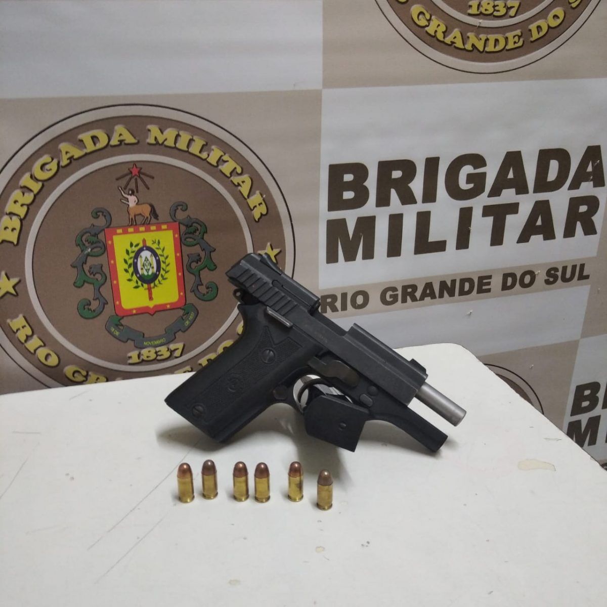 Homem é preso por porte ilegal de arma de fogo em Arroio do Meio