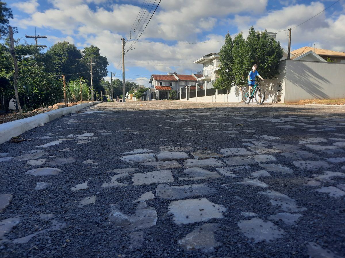 Programa facilita pavimentação de estradas em Arroio do Meio