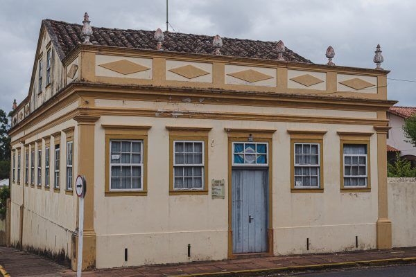 Casa Costa e Silva aguarda aval para reforma e projeta memorial