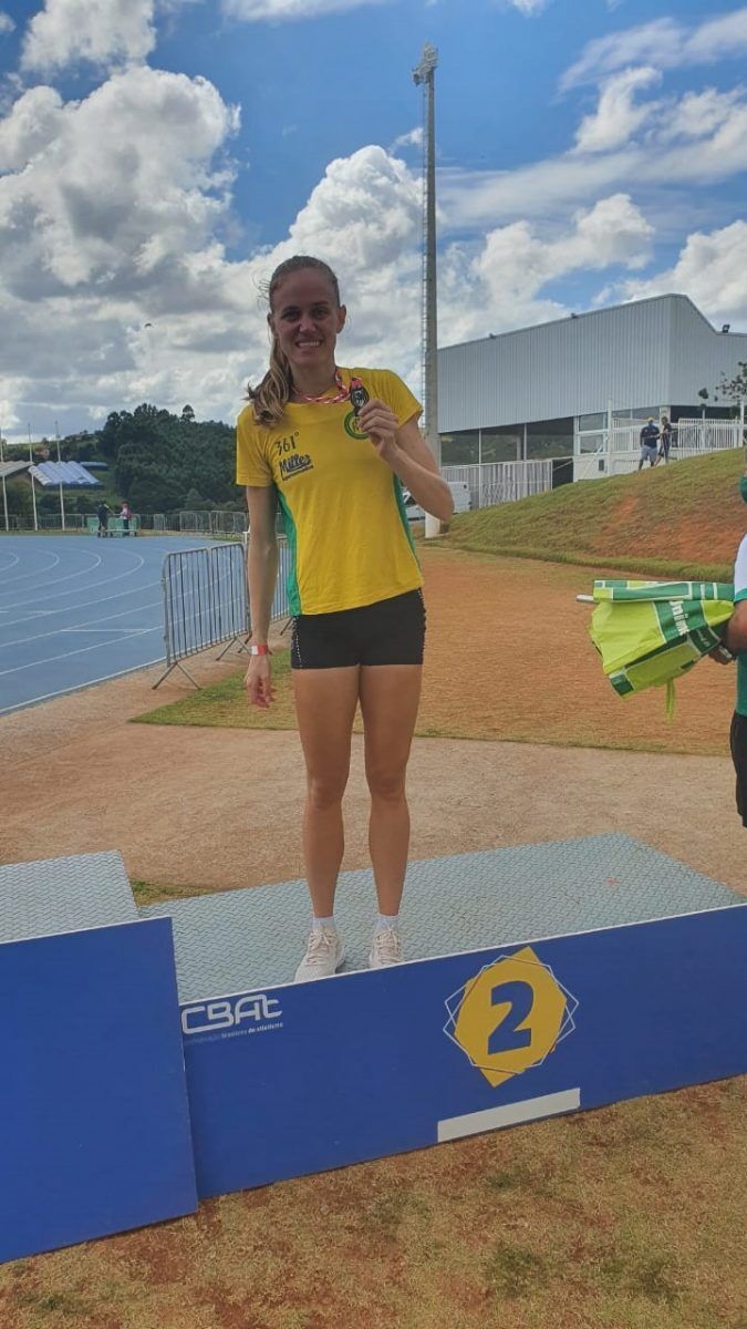 Jaque Weber mantém a vice-liderança do ranking nacional