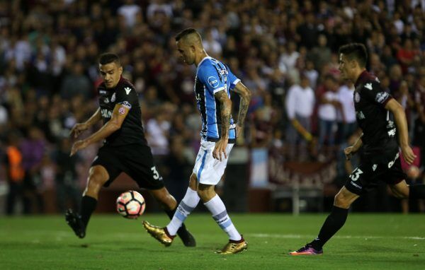 Grêmio e Lanús reeditam final de 2017