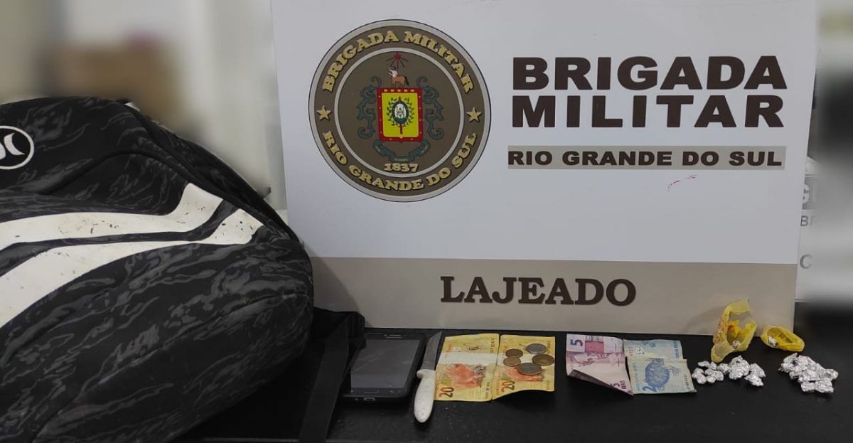 Homem é ameaçado com faca e tem mochila roubada na saída do mercado em Lajeado