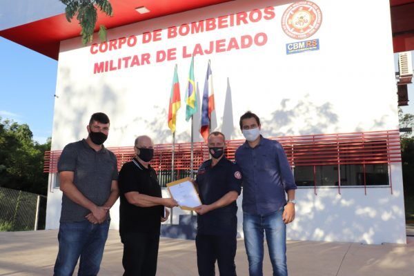 Menção honrosa é entregue ao Corpo de Bombeiros de Lajeado