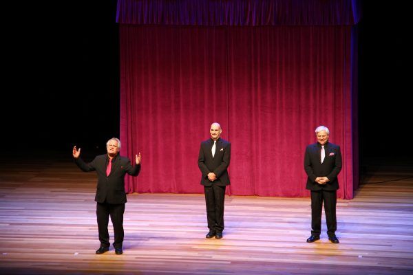 Teatro Univates comemora 7 anos em live com Zé Victor Castiel na segunda-feira