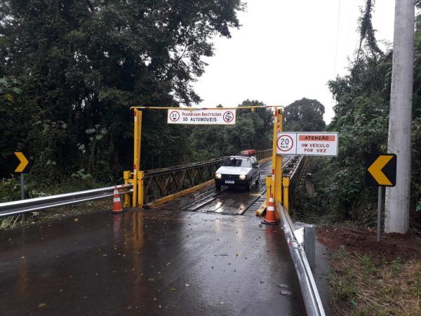 Ponte de ligação entre bairros de Estrela é liberada