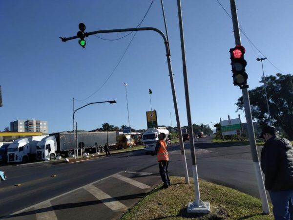 Semáforo na ERS-130 volta a funcionar