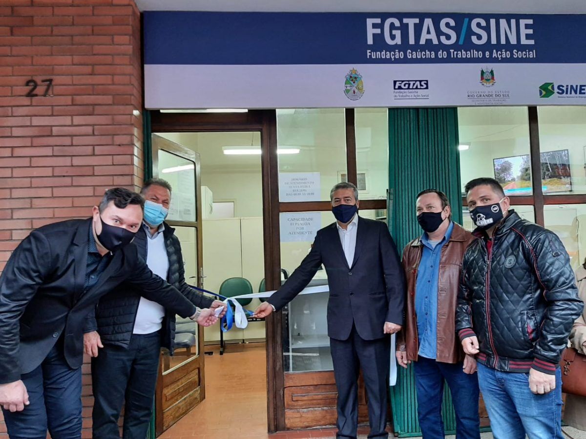 FGTAS/Sine inaugura nova sala de atendimento em Estrela