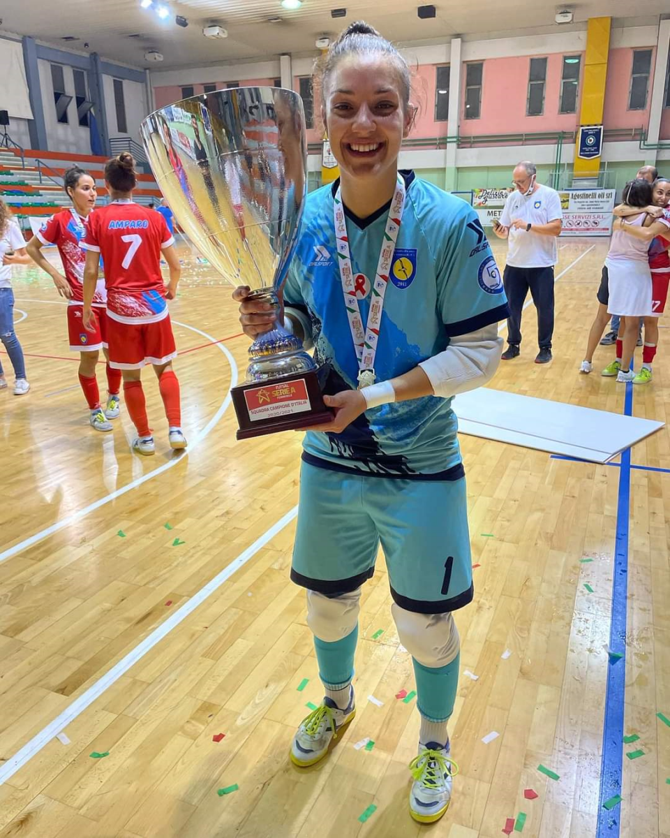 Ana conquista mais um título no futsal