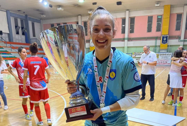 Ana conquista mais um título no futsal