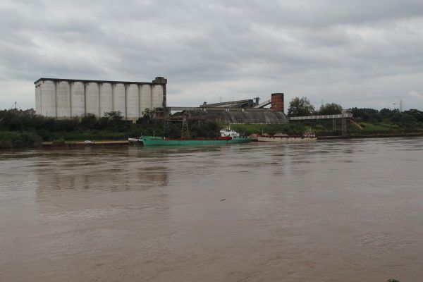 Rio Taquari entra em cota de atenção