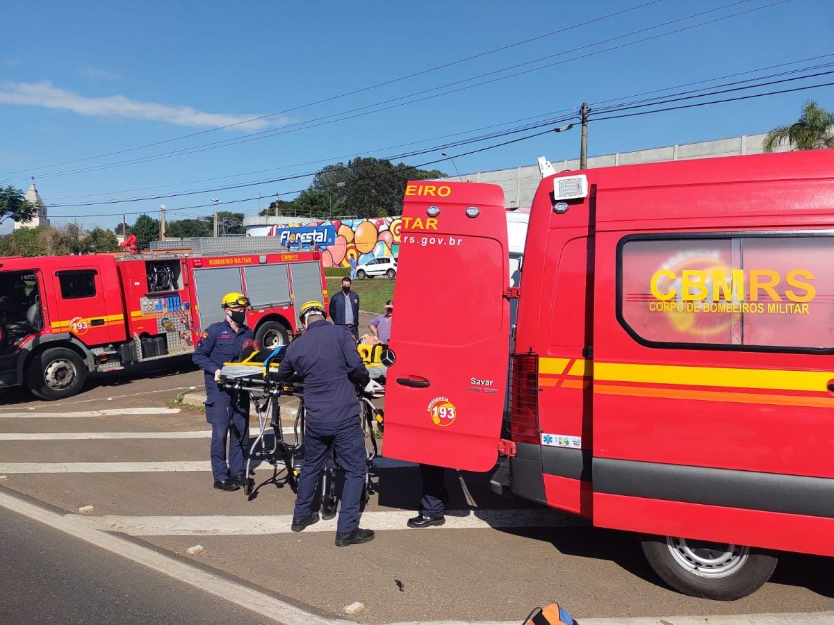 Ocupantes de moto ficam feridos em acidente na BR-386