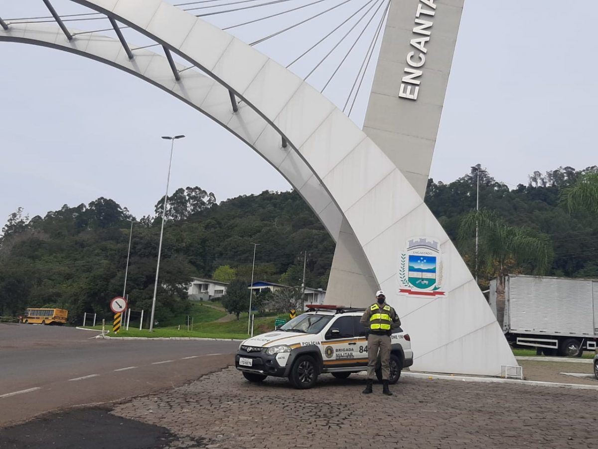 Homem com mandado de prisão expedido é capturado em Encantado