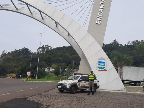 Homem com mandado de prisão expedido é capturado em Encantado