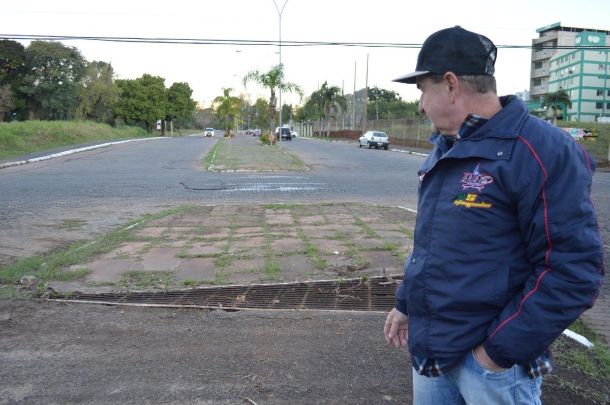 Município estuda melhorias para explorar a Rua do Valão