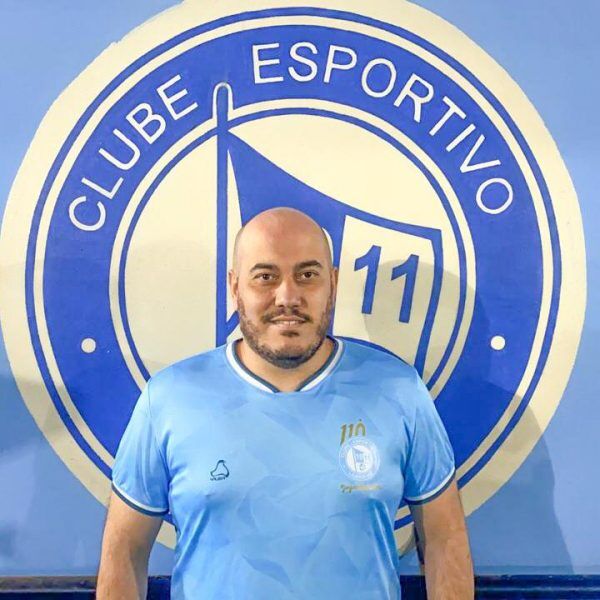 Alviazul confirma novo executivo de futebol