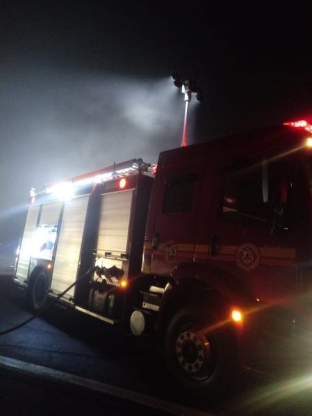 Carro capota na BR-386 em Fazenda Vilanova