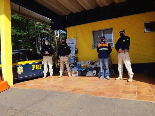 PRF encerra Campanha do Agasalho 2021 com quase 800 famílias auxiliadas