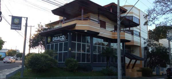 Polícia Civil troca comando de cinco delegacias da região
