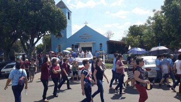 Feriado tem celebração  e homenagens à santa