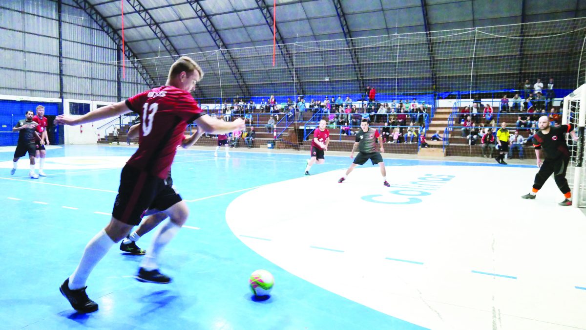 Municipal de futsal e voleibol de Colinas inicia hoje