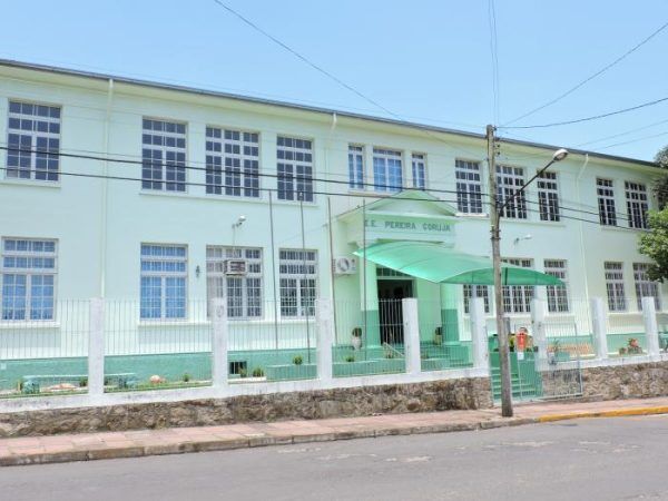 Taquari confirma casos de Covid-19 em alunos da rede municipal