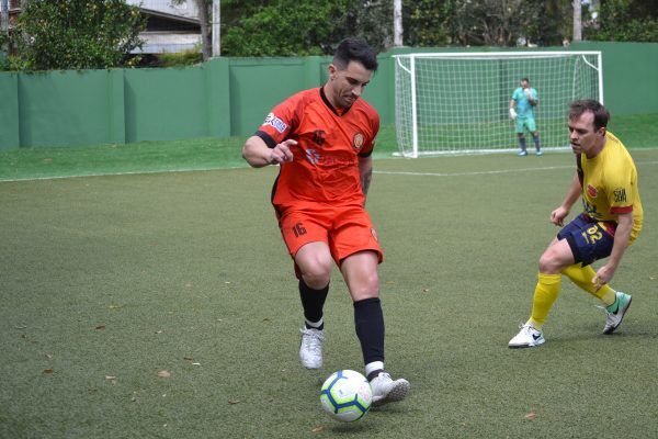 Clubes sociais cancelam partidas devido ao mau tempo