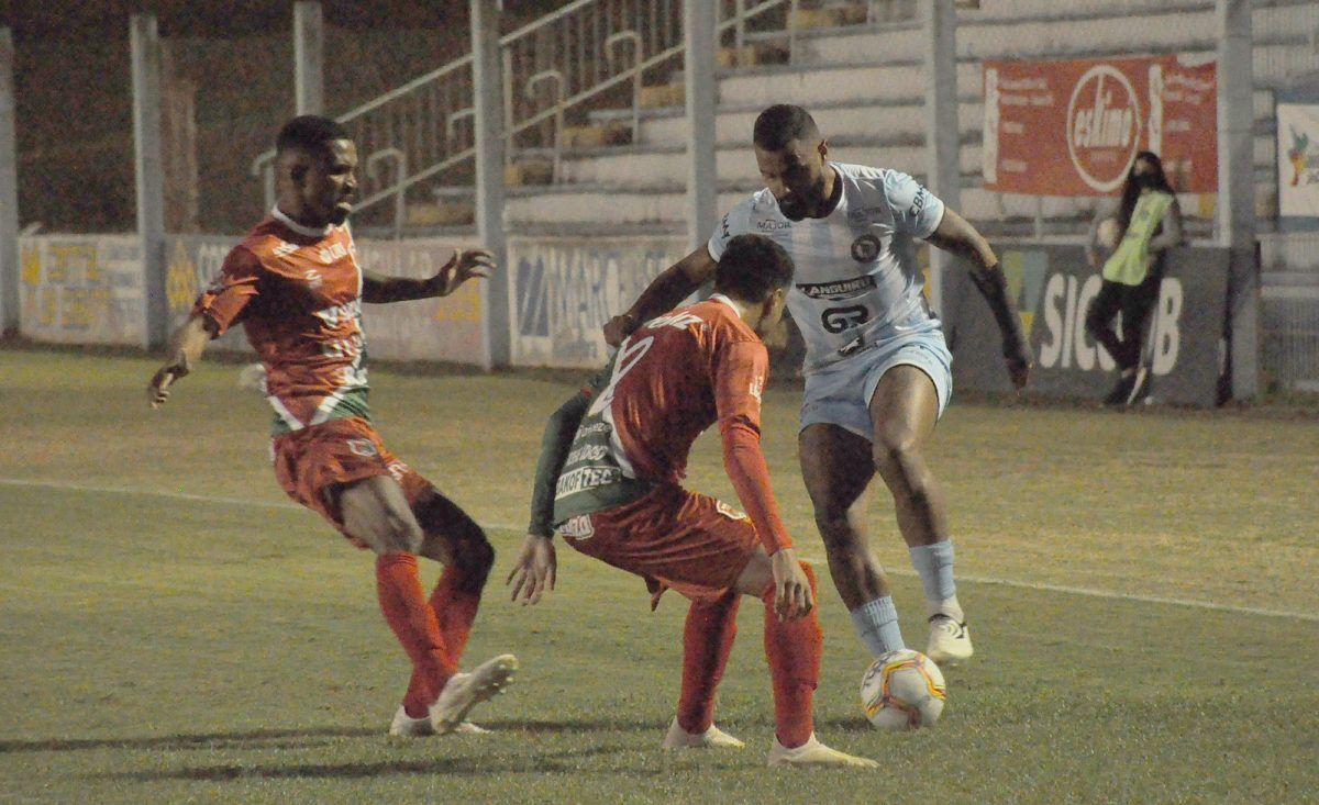 Lajeadense a uma vitória do Gauchão