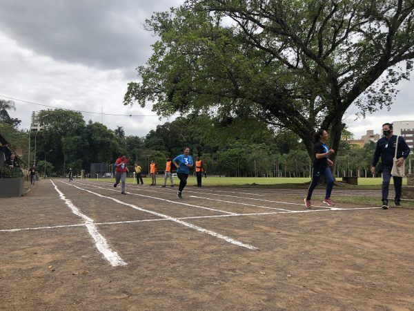 Competições de atletismo e futsal marcam olimpíada regional das APAEs