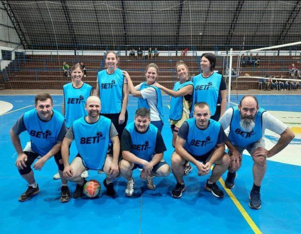 Vale vaga na final do voleibol