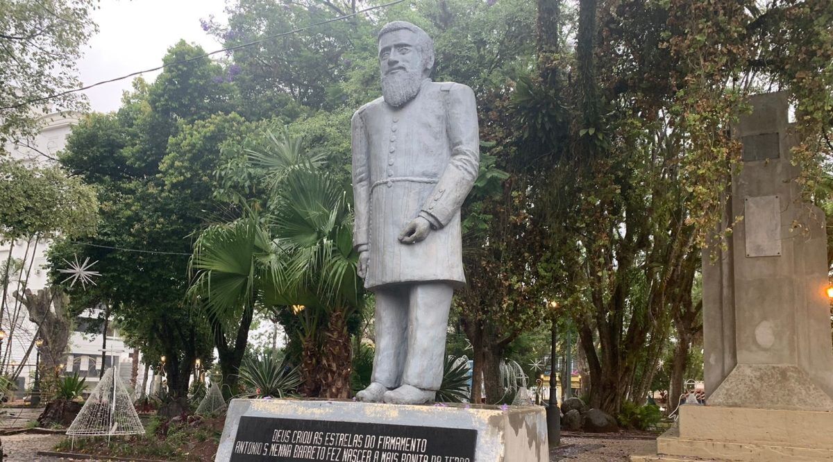 Ato questiona homenagem ao fundador de Estrela