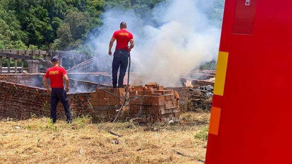 Incêndios marcam dia quente em Lajeado