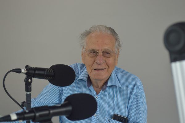 “Quero ajudar como fui ajudado um dia”, conta produtor cultural de 91 anos