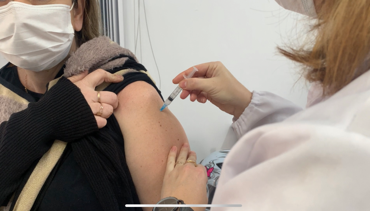 Arroio do Meio realiza vacinação contra covid-19 neste sábado (15)