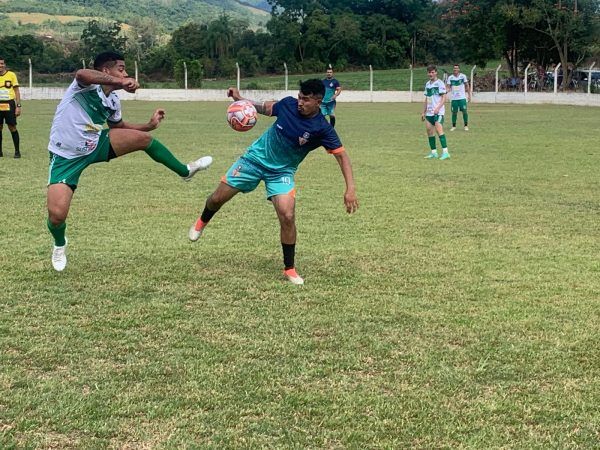 União é o primeiro finalista da Liga