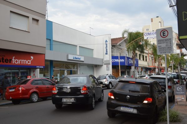 Estacionamento rotativo amplia fiscalização em Arroio do Meio